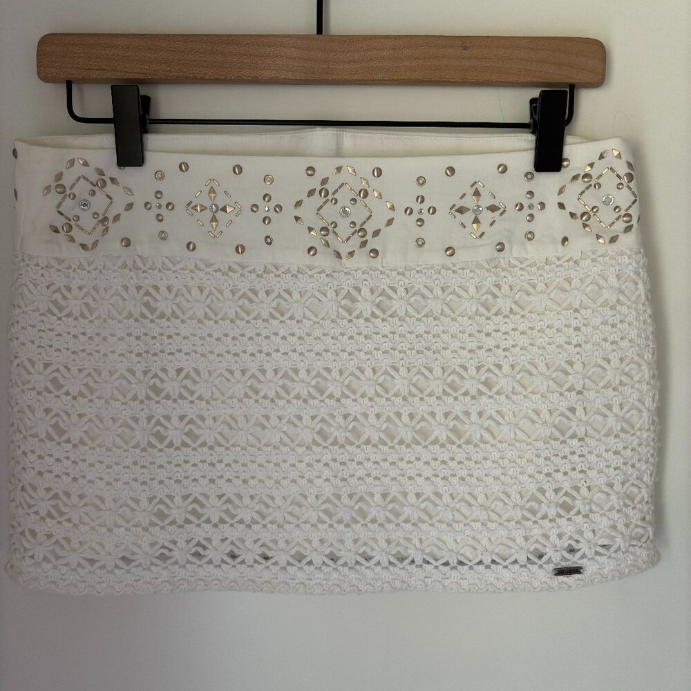 Hollister Crochet Overlay Rose Gold Studded Waistband Zip Side Mini Skirt… - Picture 1 of 6